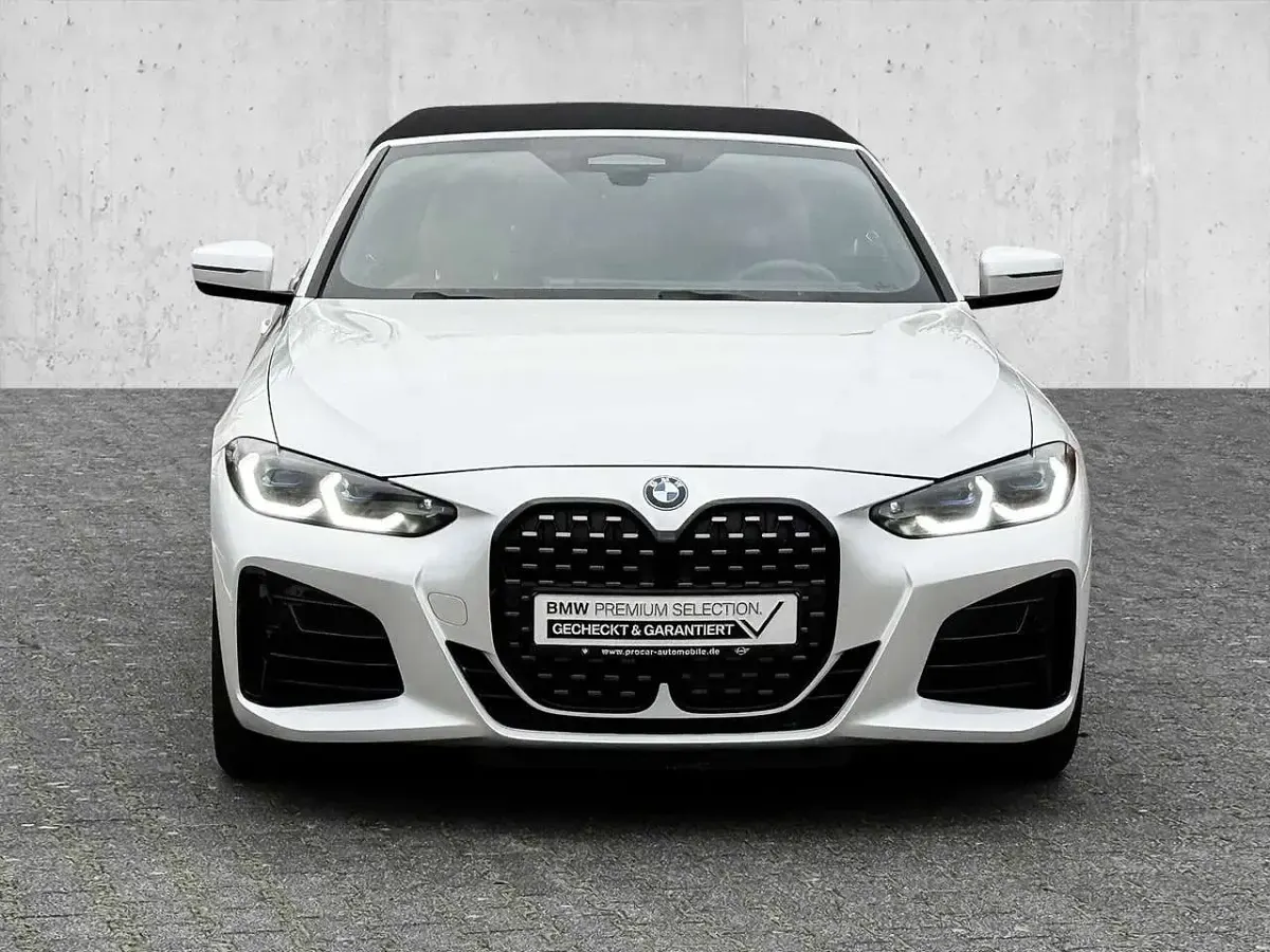 Gebraucht BMW 440 M Sport 340 PS (250 kW) 2023 Mineralweiss Cabrio