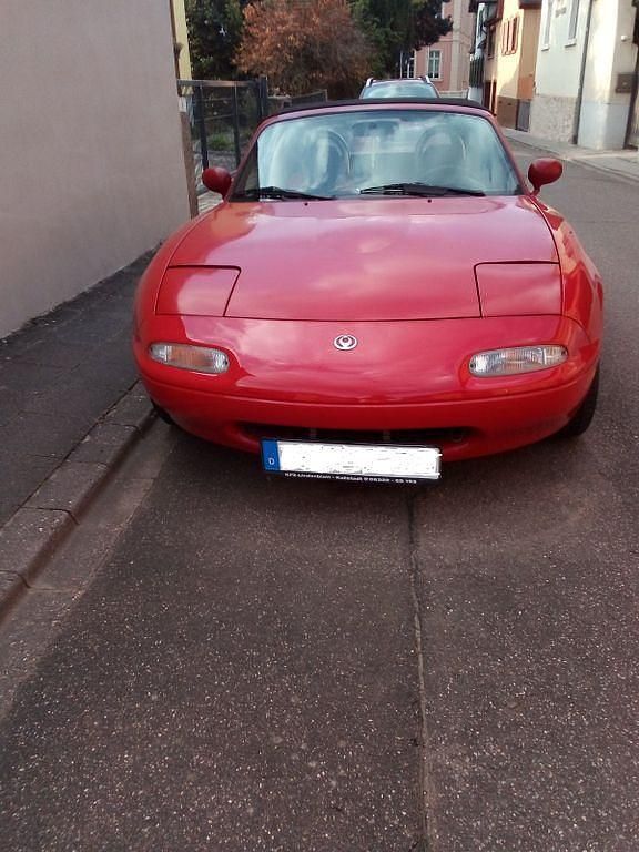 Rot Gebraucht 1996 Mazda MX5 Cabrio | 4.700 € (Guter Preis) - Bild 1/4