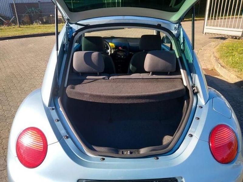 Gebraucht VW New Beetle 110 PS (80 kW) 2006 Blau Kleinwagen