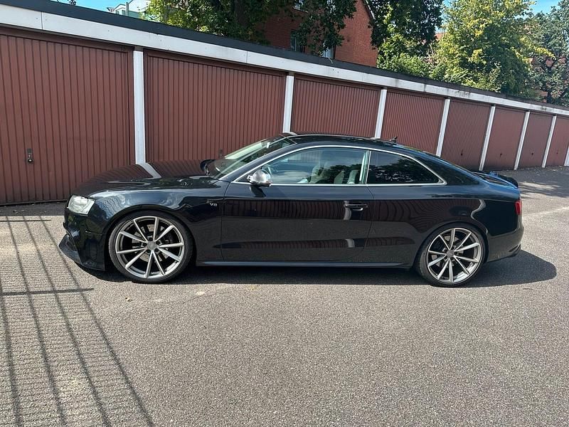 Schwarz Gebraucht 2011 Audi S5 Coupé | 16.250 € (Fairer Preis) - Bild 1/4