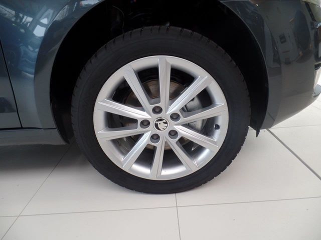 Gebraucht Skoda Octavia Joy 150 PS (110 kW) 2016 Grau metallic Kombi