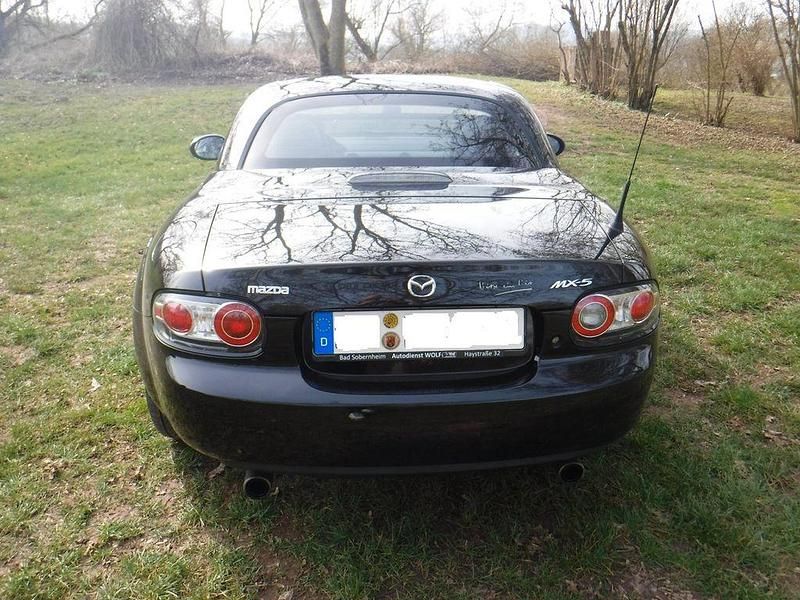 Gebraucht Mazda MX5 126 PS (92 kW) 2008 Schwarz Cabrio