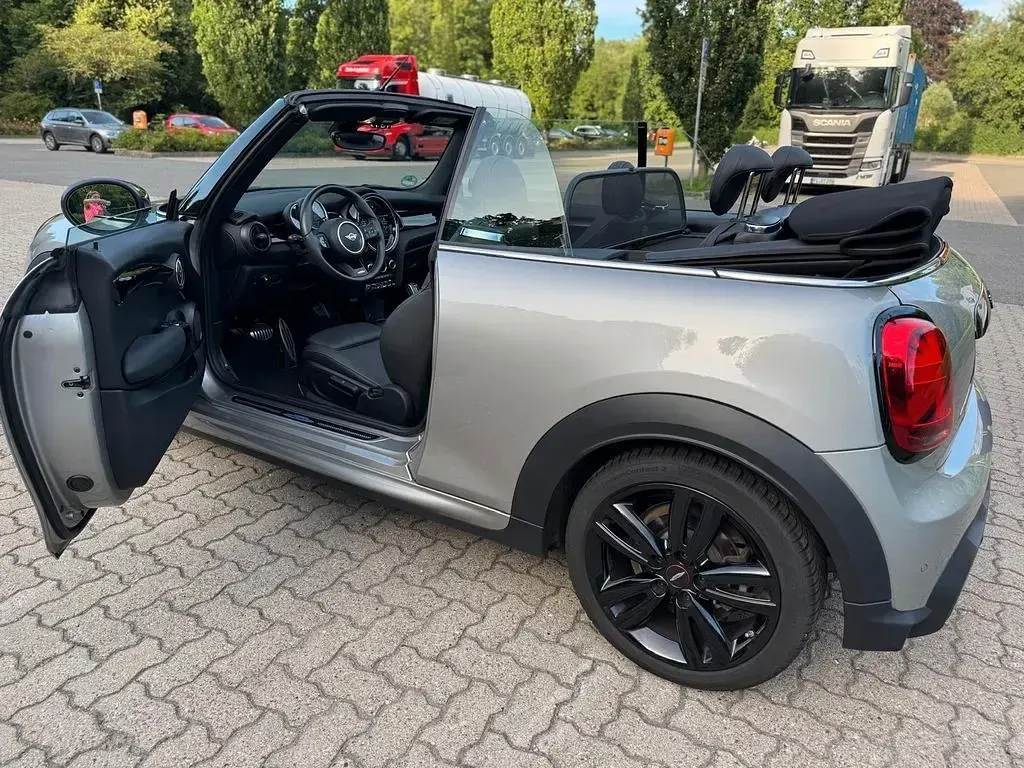 Gebraucht Mini John Cooper Works Cabriolet 178 PS (130 kW) 2024 Grau Cabrio