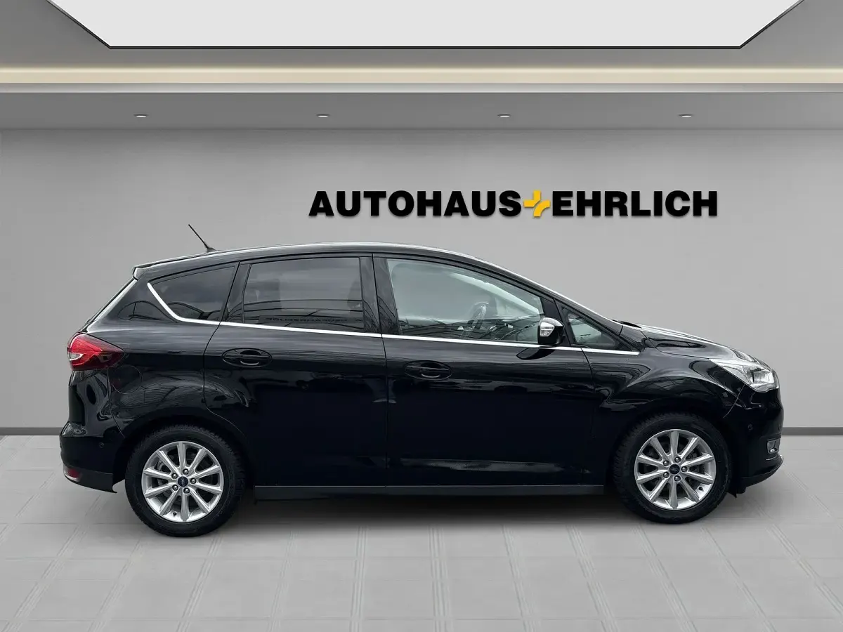 Gebraucht Ford C-MAX Titanium 125 PS (91 kW) 2018 Schwarz Van / Kleinbus