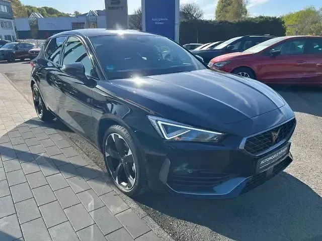Second-hand Cupra Leon 150 CP (110 kW) 2023 Negru Berlinǎ