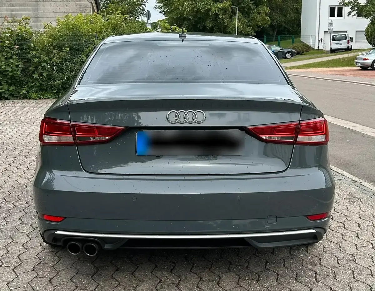 Gebraucht Audi A3 150 PS (110 kW) 2016 Grau Limousine