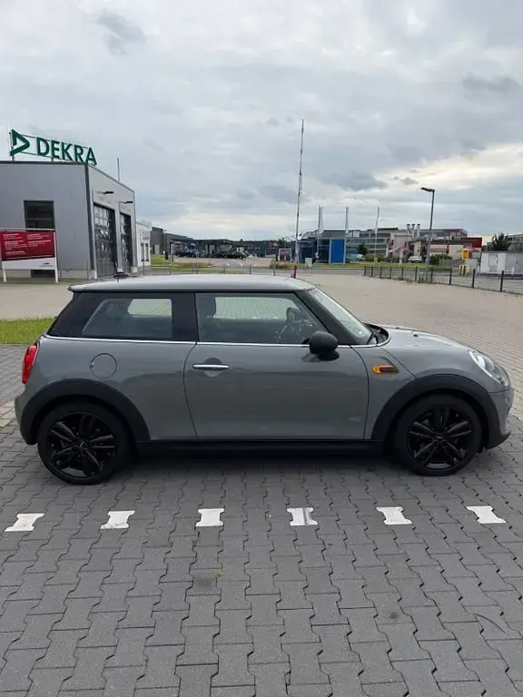 Gebraucht Mini ONE 102 PS (75 kW) 2018 Grau Kleinwagen