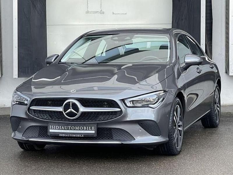 Gebraucht Mercedes CLA220 190 PS (139 kW) 2022 Mountaingrau Limousine