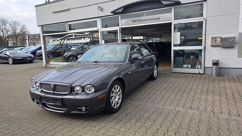 Gebraucht Jaguar XJ8 Executive 298 PS (219 kW) 2007 Grau Limousine