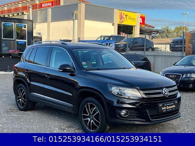 Schwarz Gebraucht 2014 VW Tiguan SUV | 11.290 € (Guter Preis) - Bild 1/4