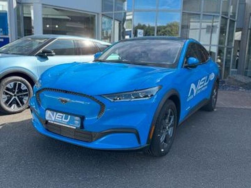 Blau Gebraucht 2023 Ford Mustang Mach-E Basis SUV | 40.990 € (Fairer Preis) - Bild 1/4