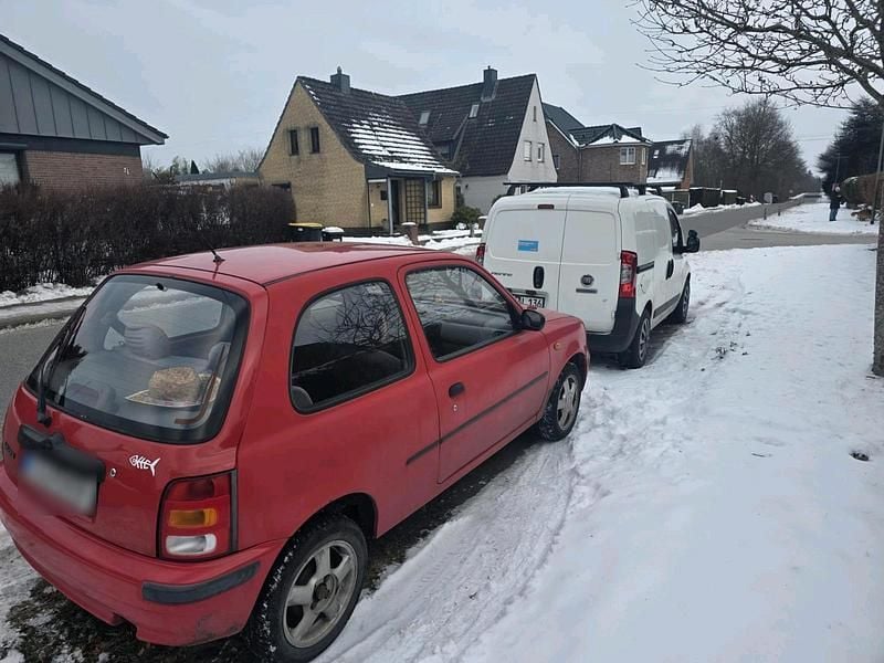 Gebraucht Nissan Micra 54 PS (39 kW) 2000 Rot Kleinwagen