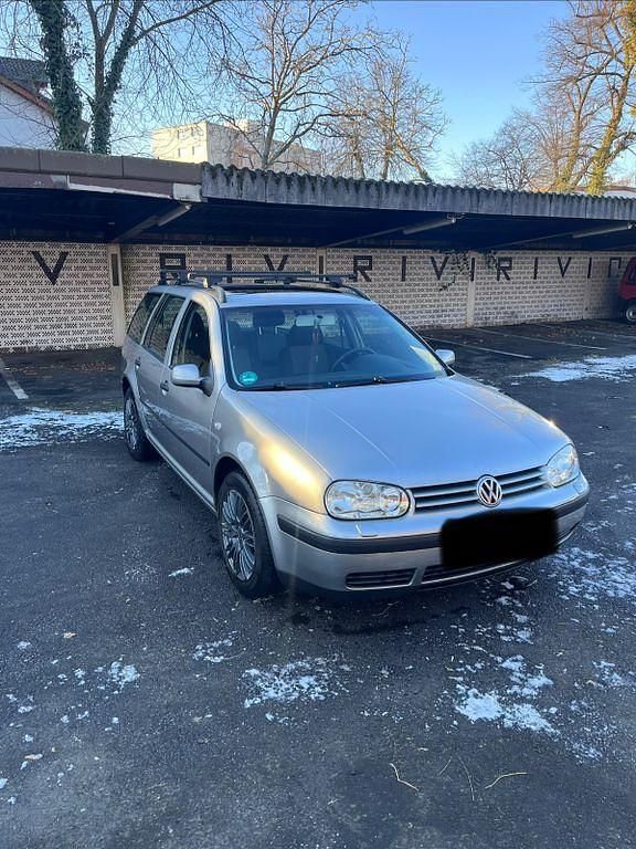 Gebraucht VW Golf IV Edition 101 PS (74 kW) 2003 Grau Kombi