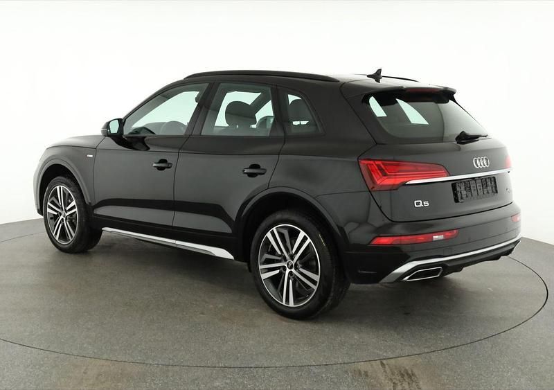Gebraucht Audi Q5 S-Line 204 PS (150 kW) 2023 Mythosschwarz metallic SUV