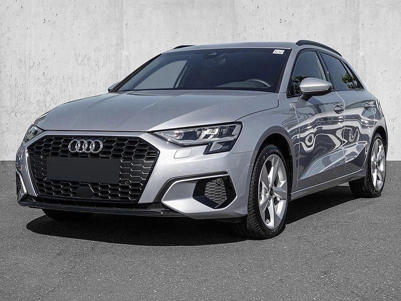 Silber Gebraucht 2024 Audi A3 Limousine | 34.249 € (Superpreis) - Bild 1/4