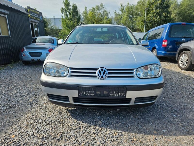 Silber Gebraucht 2003 VW Golf IV Comfortline Kombi | 1.500 € (Guter Preis) - Bild 1/4