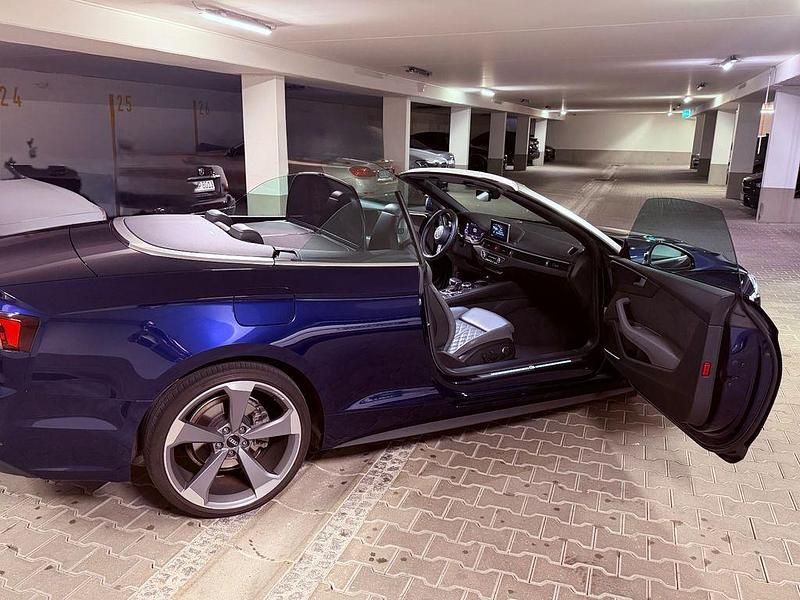 Gebraucht Audi A5 Cabriolet Sport 190 PS (139 kW) 2019 Blau Cabrio