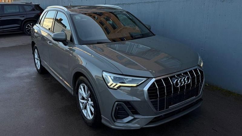 Gebraucht Audi Q3 S-Line 150 PS (110 kW) 2022 Chronosgrau metallic SUV