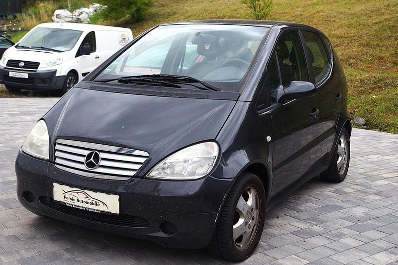 Schwarz Gebraucht 1998 Mercedes A160 Avantgarde Van / Kleinbus | 790 € (Fairer Preis) - Bild 1/4