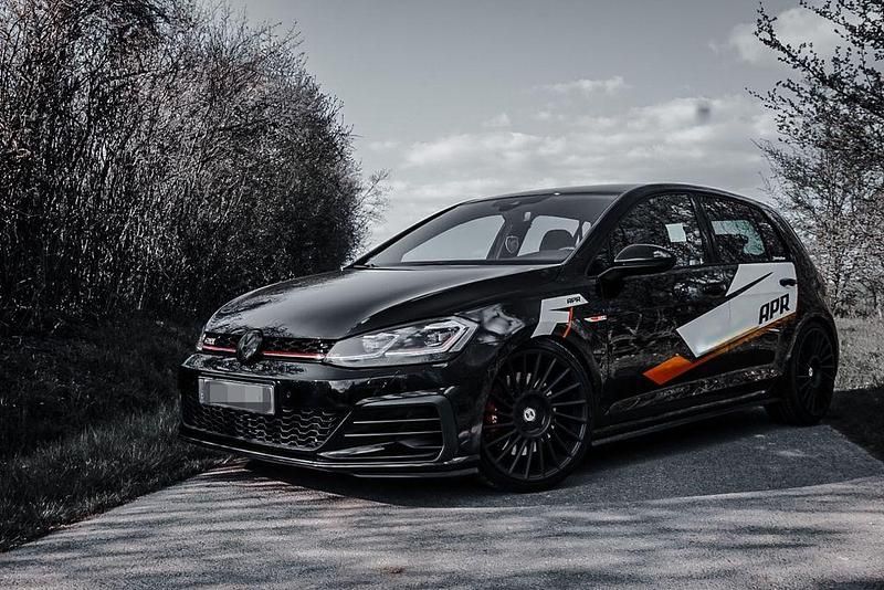 Schwarz Gebraucht 2019 VW Golf Edition Limousine | 26.300 € (Superpreis) - Bild 1/4