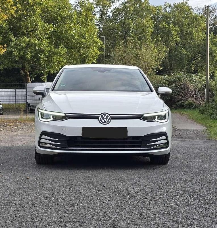 Gebraucht VW Golf VII Style 150 PS (110 kW) 2020 Weiß Limousine