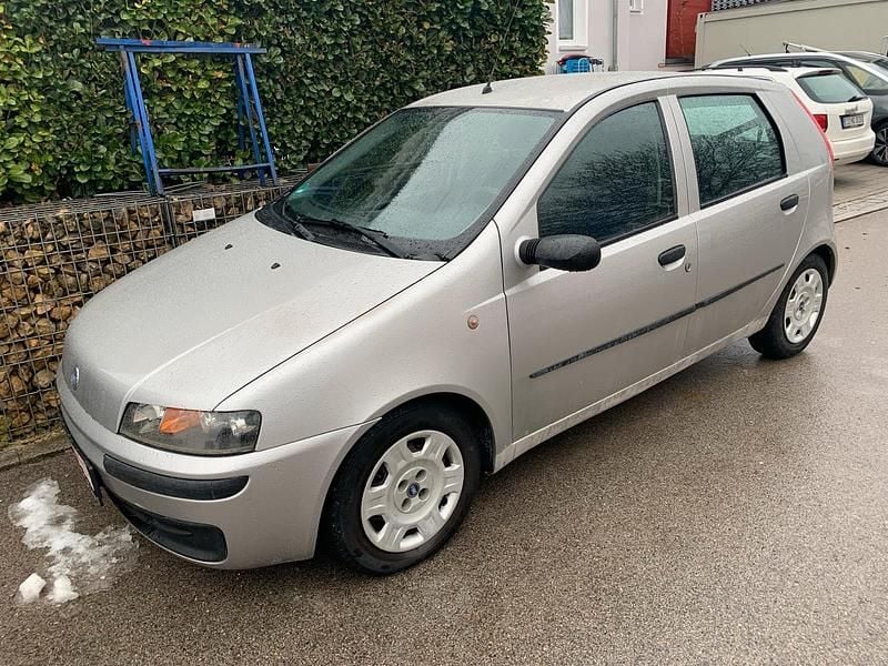 Gebraucht Fiat Punto 69 PS (50 kW) 2001 Silber Kleinwagen