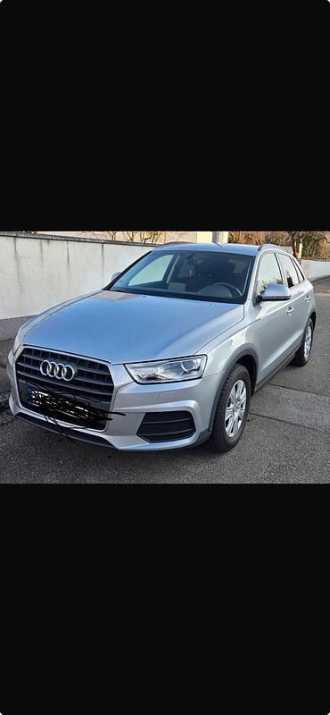 Gebraucht Audi Q3 Design 150 PS (110 kW) 2018 Silber SUV
