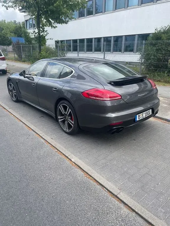 Gebraucht Porsche Panamera 420 PS (308 kW) 2014 Grau Kleinwagen