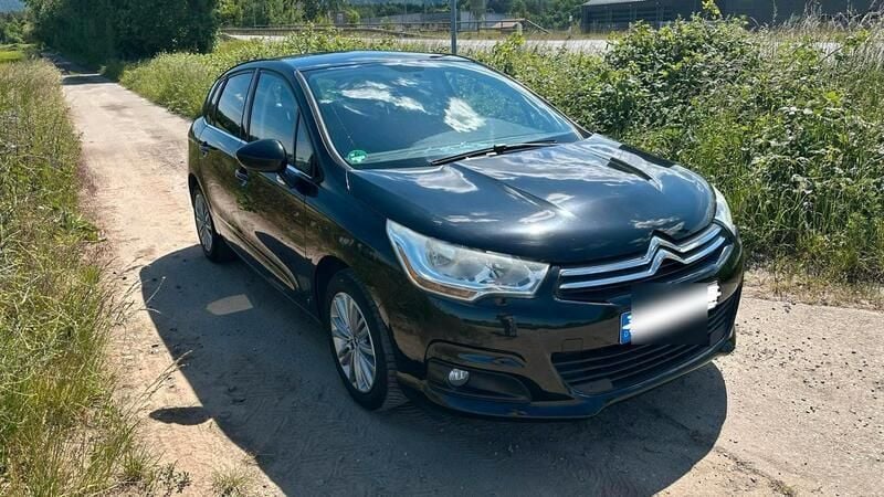 Schwarz Gebraucht 2011 Citroën C4 Limousine | 3.500 € (Fairer Preis) - Bild 1/4