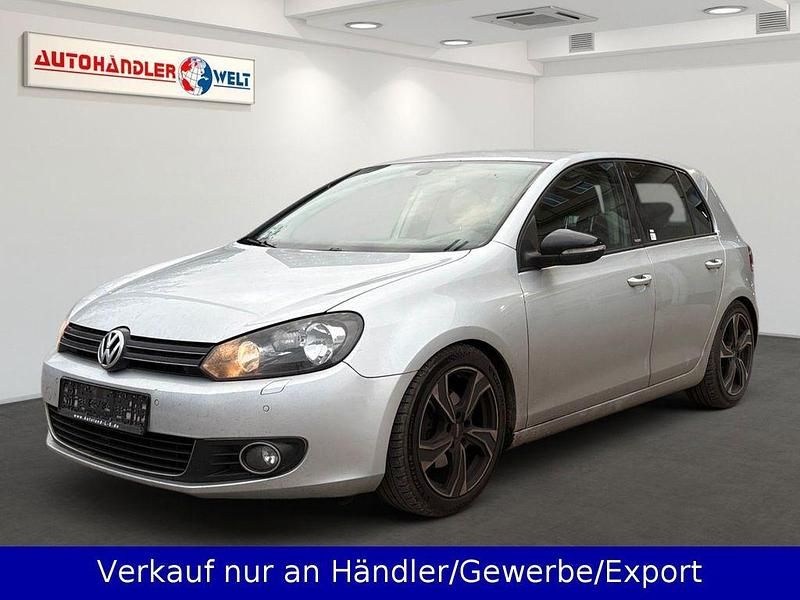 Silber Gebraucht 2012 VW Golf VI Style Limousine | 3.699 € (Superpreis) - Bild 1/3