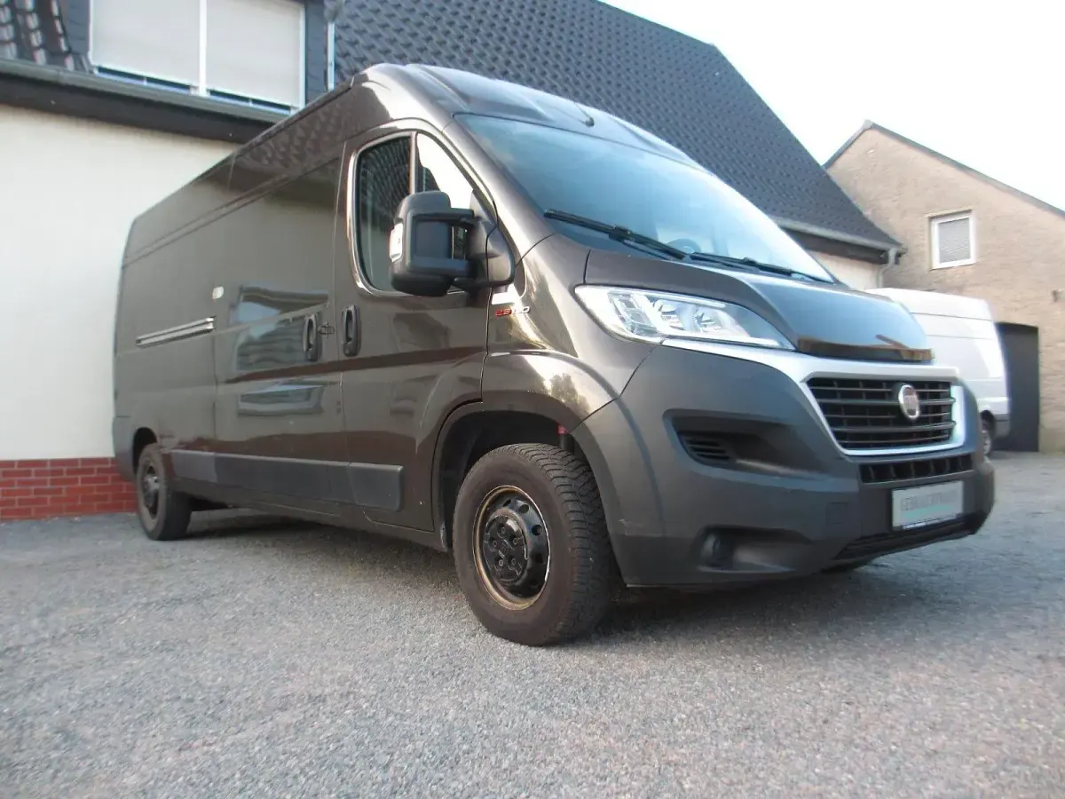 Gebraucht Fiat Ducato 130 PS (95 kW) 2019 Braun Van