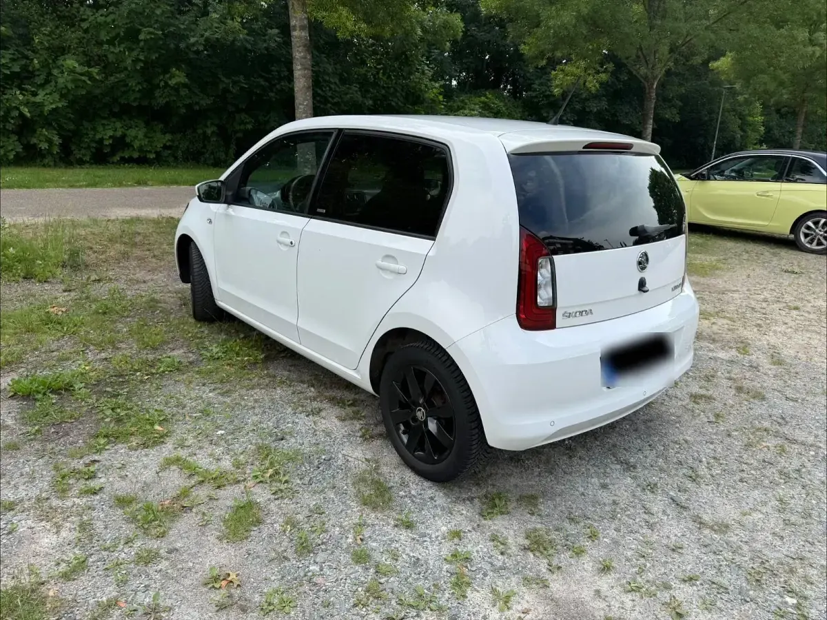 Gebraucht Skoda Citigo Clever 60 PS (44 kW) 2018 Weiß Kleinwagen