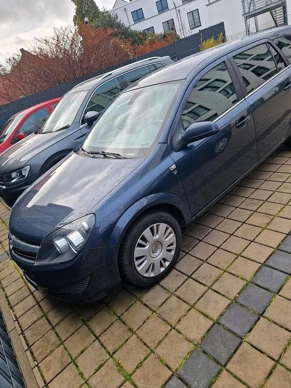 Gebraucht Opel Astra 90 PS (66 kW) 2010 Blau Kombi