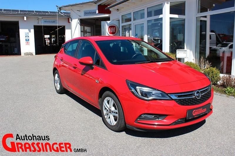 Second-hand Opel Astra 125 CP (91 kW) 2016 Roșu Berlinǎ
