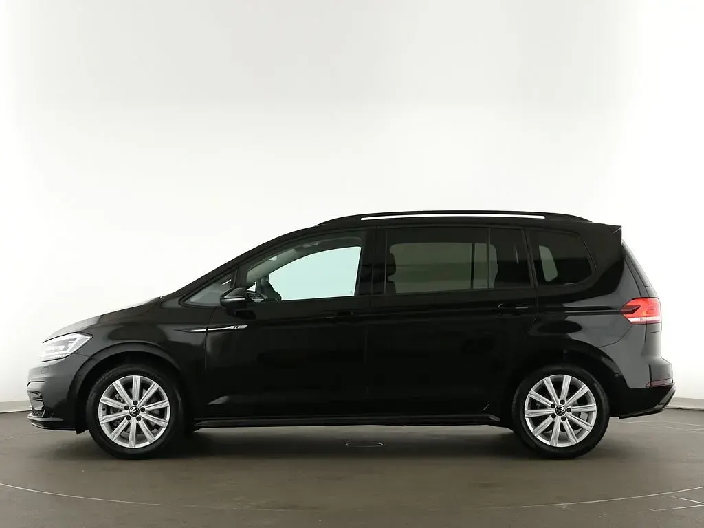 Gebraucht VW Touran R-line 150 PS (110 kW) 2025 Schwarz Van / Kleinbus
