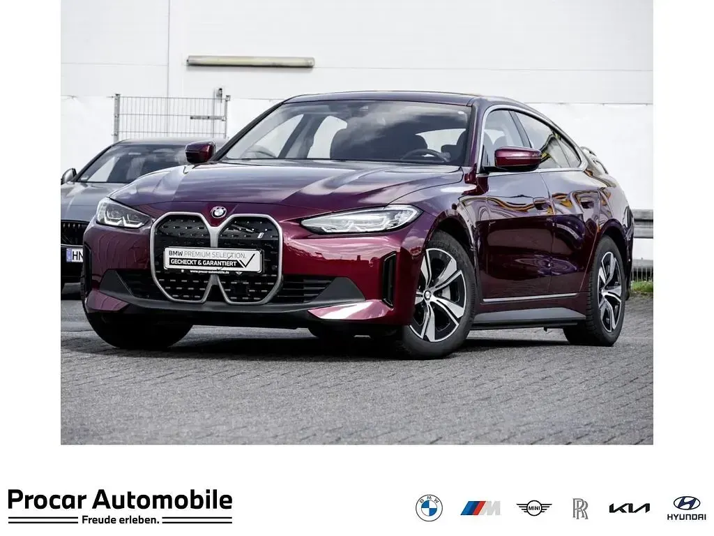 Używany BMW i4 Sport Line 210 kW (286 KM) 2023 Sedan/Limuzyna