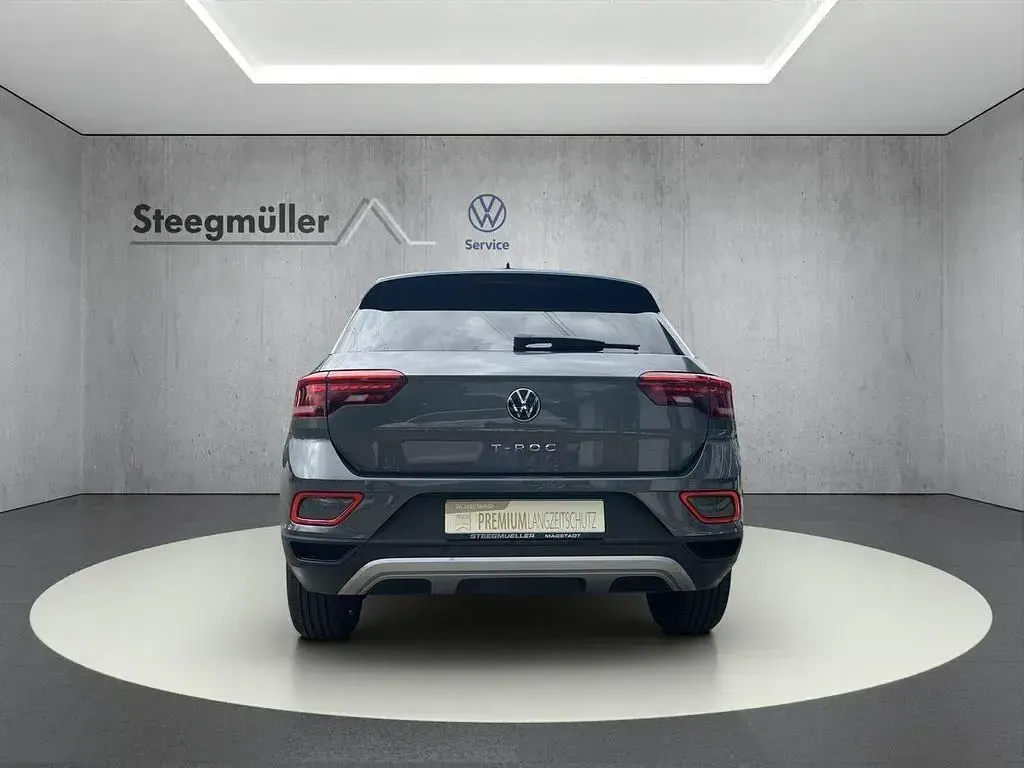 Gebraucht VW T-Roc Move 150 PS (110 kW) 2023 Grau SUV