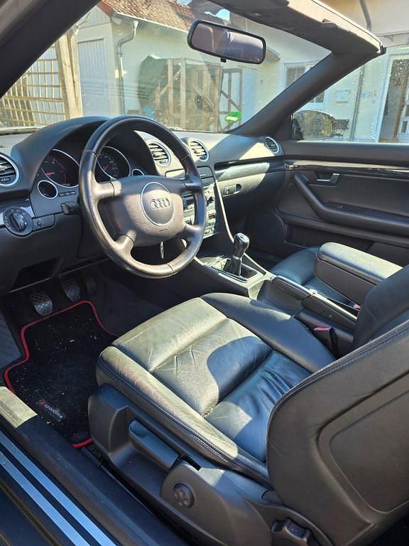 Gebraucht Audi A4 Cabriolet 163 PS (119 kW) 2004 Schwarz Cabrio