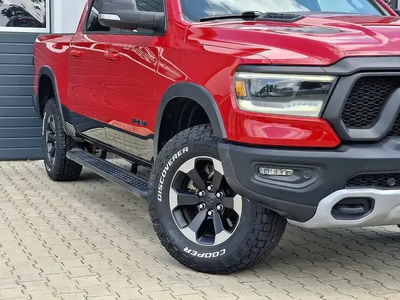 Gebraucht Dodge Ram 401 PS (294 kW) 2019 Rot Pickup