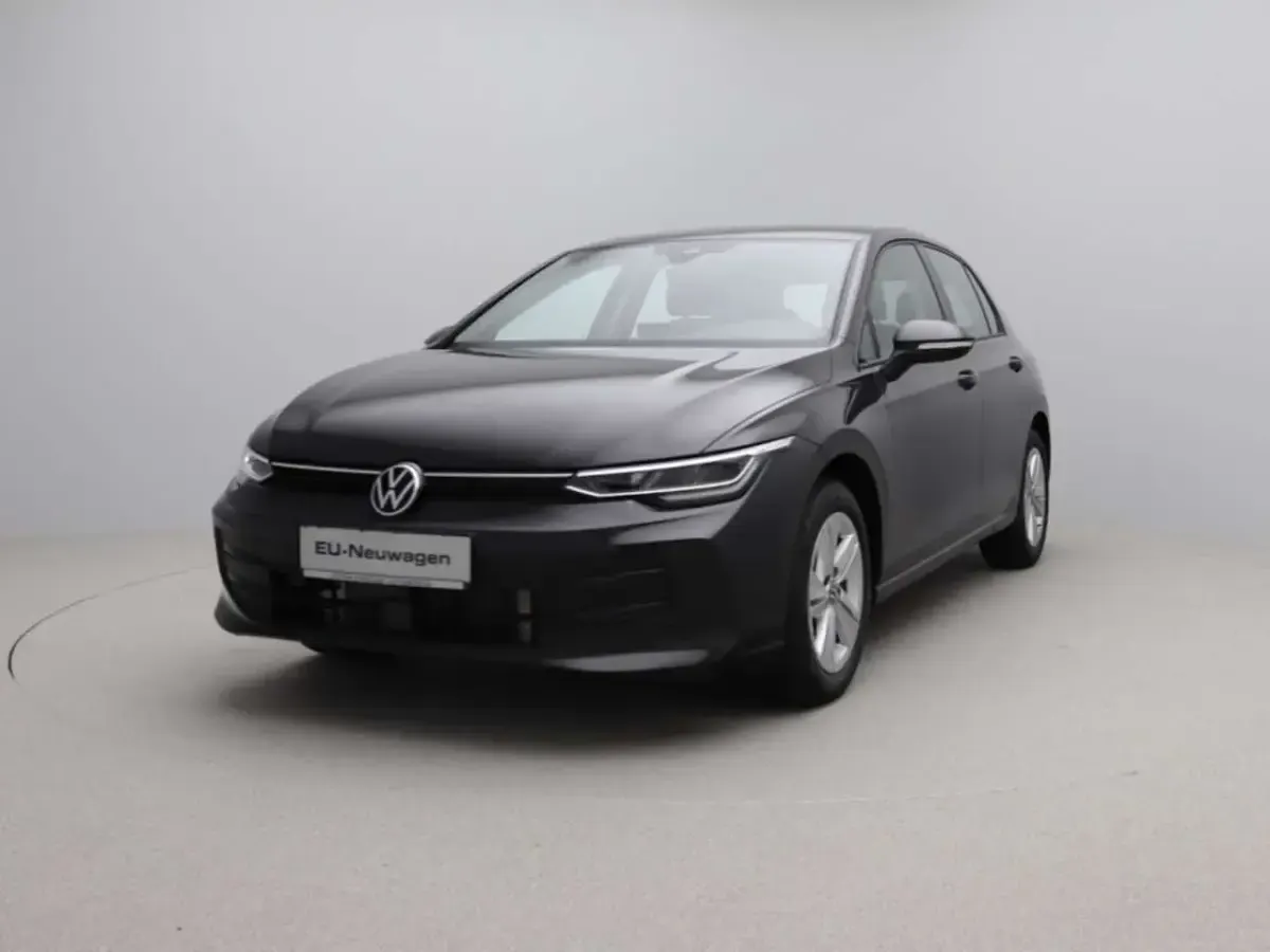 Neu VW Golf VIII R-line Plus 150 PS (110 kW) 2026 Wählbar  ggf gegen aufpreis Limousine