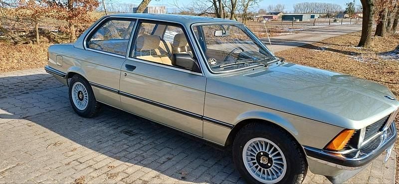 Gebraucht BMW 315 75 PS (55 kW) 1983 Grün Kleinwagen