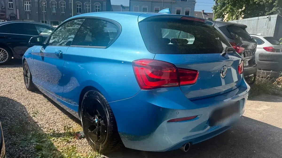 Gebraucht BMW 116 116 PS (85 kW) 2018 Blau Kleinwagen