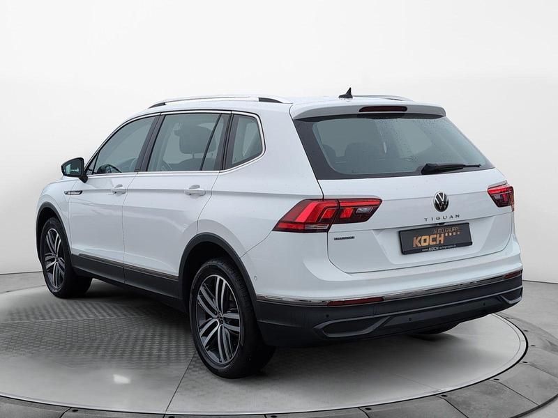 Gebraucht VW Tiguan Allspace Life 150 PS (110 kW) 2022 SUV