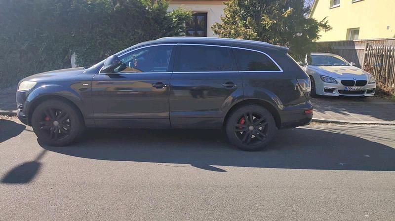 Schwarz Gebraucht 2008 Audi Q7 SUV | 6.400 € (Superpreis) - Bild 1/4