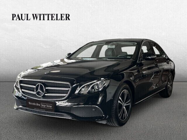 Unilack schwarz Gebraucht 2020 Mercedes E220 Avantgarde Limousine | 33.990 € (Guter Preis) - Bild 1/4