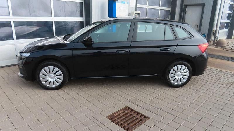 Gebraucht Skoda Scala Essence 116 PS (85 kW) 2025 Schwarz Kleinwagen