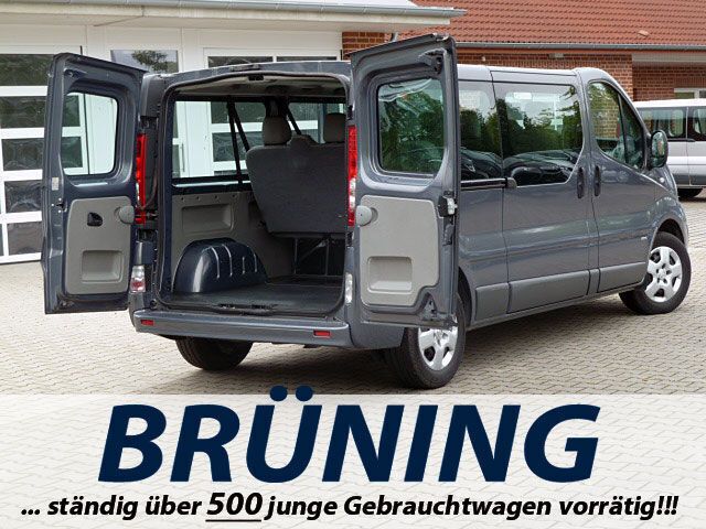 Gebraucht Opel Vivaro 114 PS (83 kW) 2014 Grau metallic Van / Kleinbus