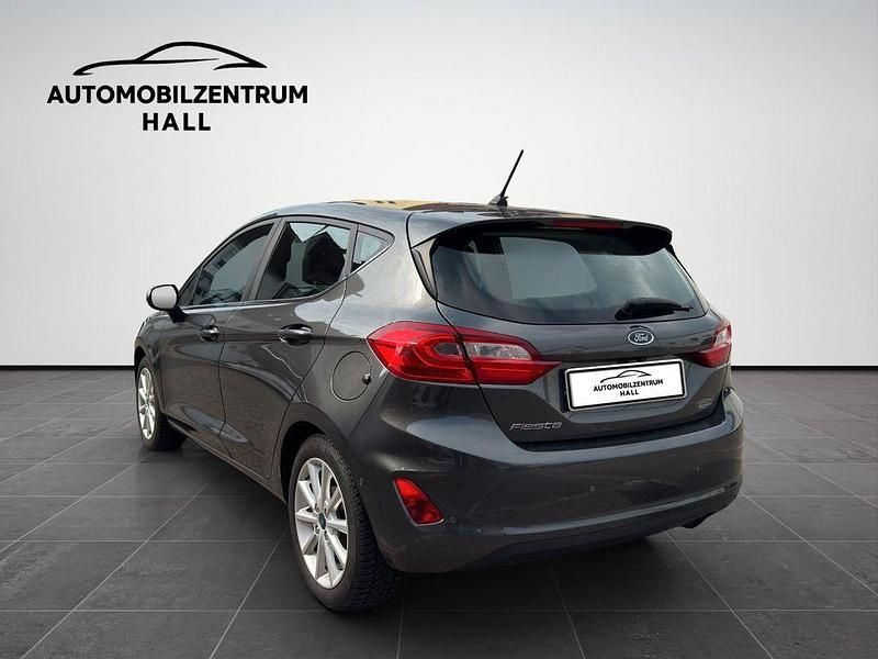 Gebraucht Ford Fiesta Titanium 101 PS (74 kW) 2018 Grau Kleinwagen