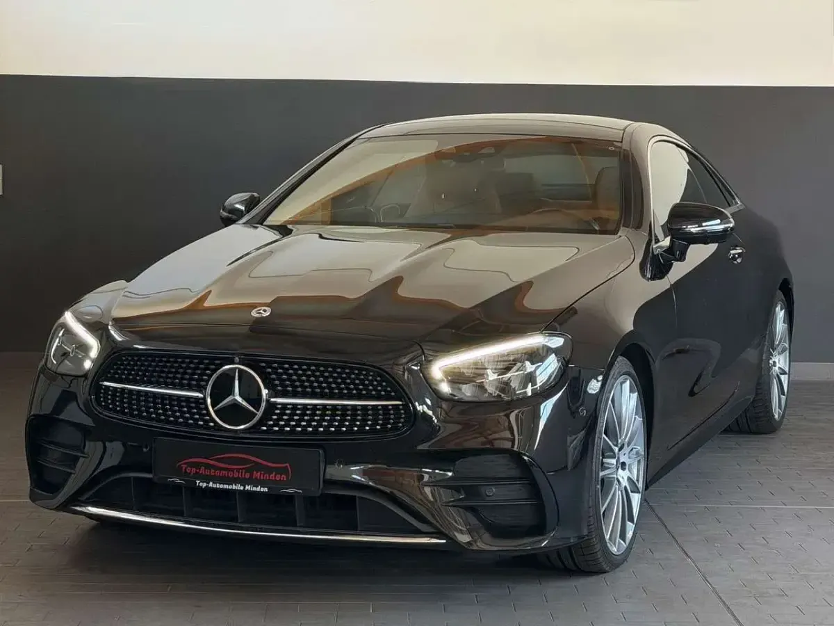 Gebraucht Mercedes E450 AMG 367 PS (269 kW) 2022 Obsidianschwarz Coupé