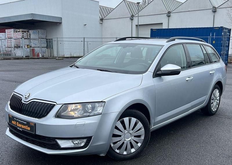 Gebraucht Skoda Octavia Sport 140 PS (102 kW) 2014 Silber Kleinwagen